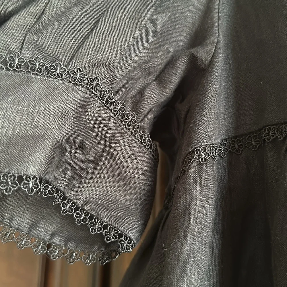 Tuckernuck After Hours Indra Linen Puff Sleeve Blouse in Black Size M - Picture 6 of 8